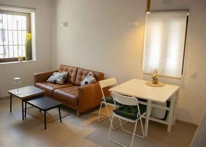 Charming House By The Sea And Downtown