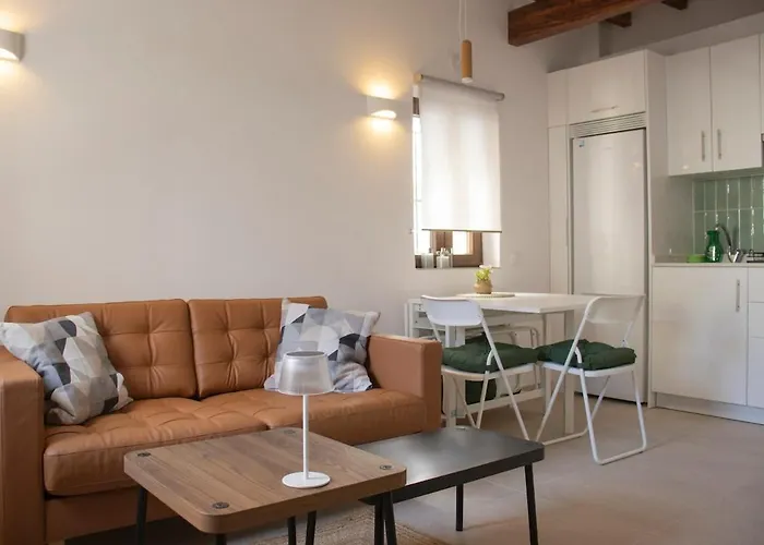 Charming House By The Sea And Downtown Holiday home